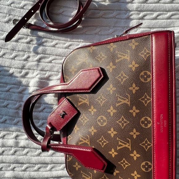 Louis vuitton Dora handbag - Picture 7 of 14